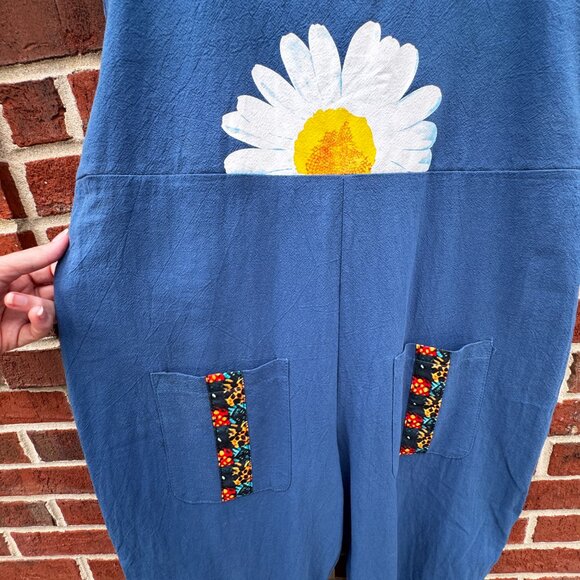(SOLD) Bib Overall Jumpsuit Teal Daisy Print Baggy Fit Cottagecore Boho Country - Picture 4 of 15